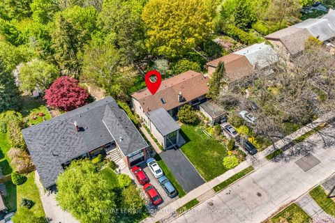 Photo 38 at 136 Three Valleys Drive, Donalda, Toronto