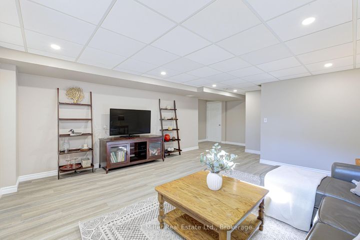 Photo 23 at 79 - 2243 Turnberry Road, Rose, Burlington