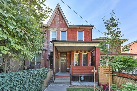 Photo 1 at 278 Clinton Street, Little Italy, Toronto