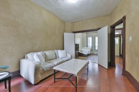 Photo 6 at 278 Clinton Street, Little Italy, Toronto Photo 6 at 278 Clinton Street, Little Italy, Toronto