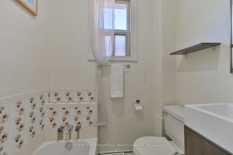 Photo 23 at 278 Clinton Street, Little Italy, Toronto Photo 23 at 278 Clinton Street, Little Italy, Toronto