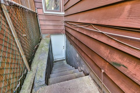 Photo 27 at 278 Clinton Street, Little Italy, Toronto Photo 27 at 278 Clinton Street, Little Italy, Toronto