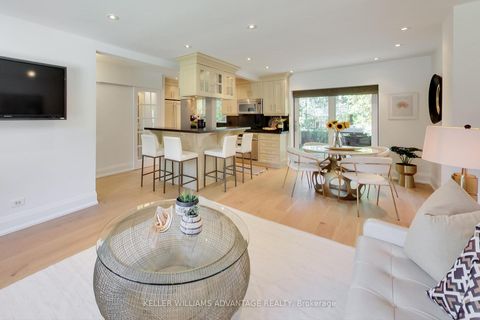Photo 5 at 28 Avalon Boulevard, Cliffside, Toronto