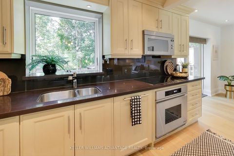Photo 13 at 28 Avalon Boulevard, Cliffside, Toronto