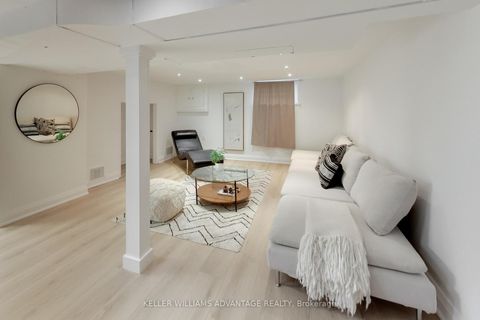 Photo 23 at 28 Avalon Boulevard, Cliffside, Toronto