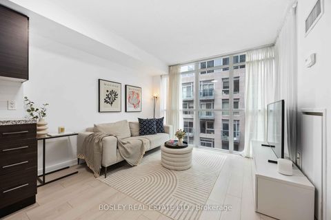 Photo 0 at 512 - 21 Nelson Street, Waterfront Communities C1, Toronto