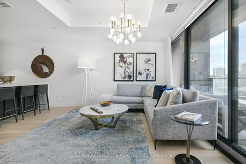 Photo 11 at 1133 - 629 King Street W, Waterfront Communities C1, Toronto