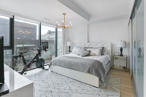 Photo 14 at 1133 - 629 King Street W, Waterfront Communities C1, Toronto