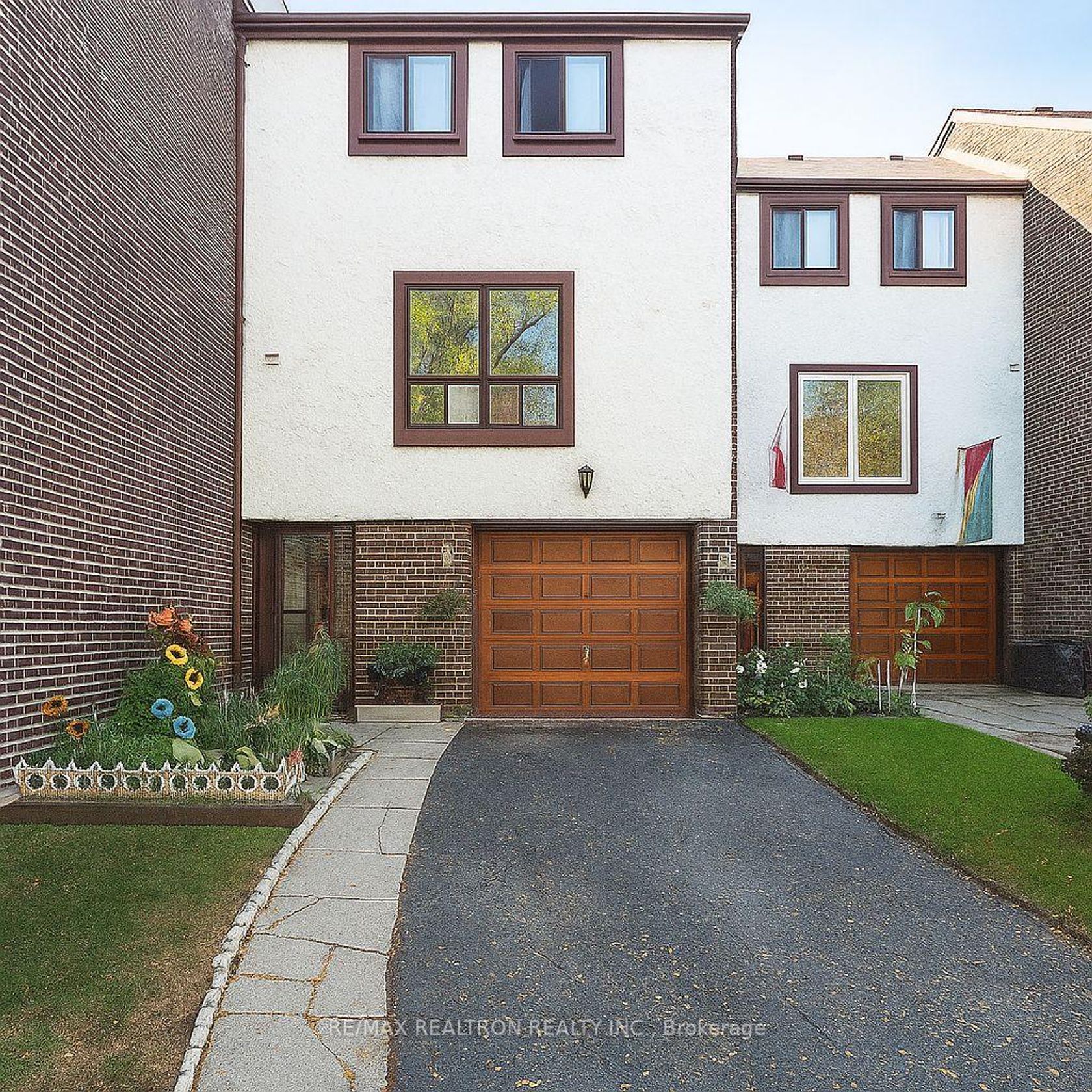 26 - 7707 Darcel Avenue, Malton, Mississauga 