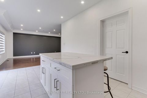 Photo 14 at 1386 Dallman Street, Lefroy, Innisfil