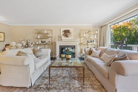 Photo 8 at 25 Cedar Springs Grove, Bathurst Manor, Toronto