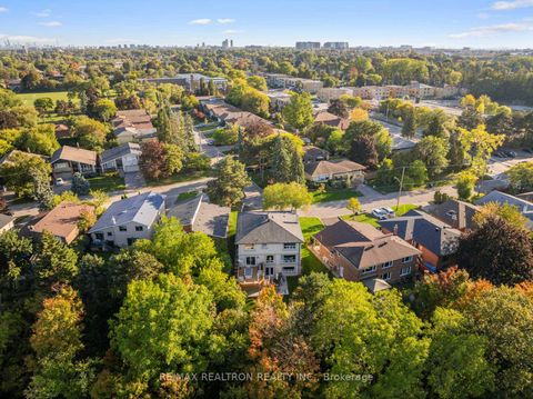 Photo 37 at 25 Cedar Springs Grove, Bathurst Manor, Toronto