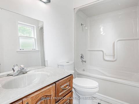 Photo 14 at 275 Jeffcoat Drive, Clairville, Toronto
