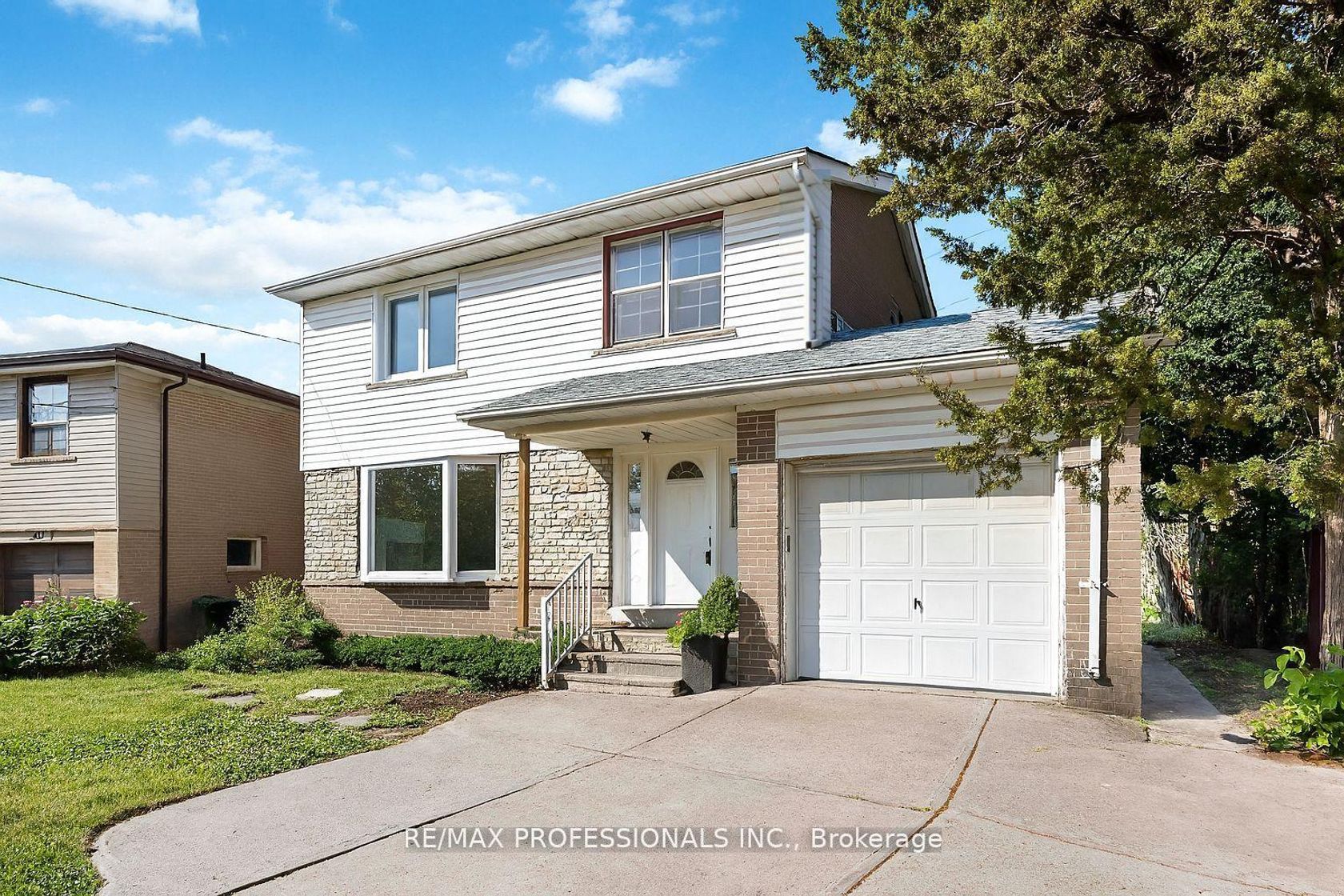 275 Jeffcoat Drive, Clairville, Toronto 