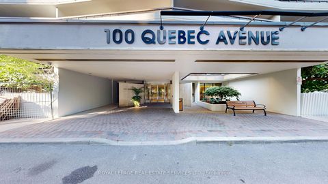 Photo 1 at 804 - 100 Quebec Avenue, High Park North, Toronto