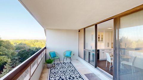Photo 16 at 804 - 100 Quebec Avenue, High Park North, Toronto