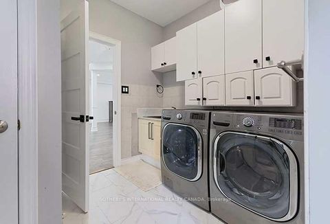 Photo 21 at 2 Kimber Crescent, East Woodbridge, Vaughan