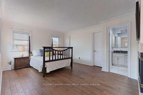 Photo 24 at 2 Kimber Crescent, East Woodbridge, Vaughan