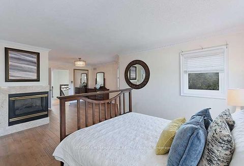 Photo 25 at 2 Kimber Crescent, East Woodbridge, Vaughan