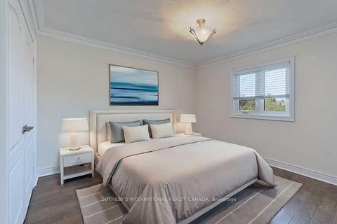 Photo 29 at 2 Kimber Crescent, East Woodbridge, Vaughan