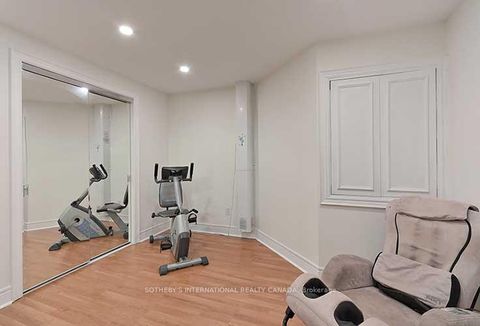 Photo 35 at 2 Kimber Crescent, East Woodbridge, Vaughan