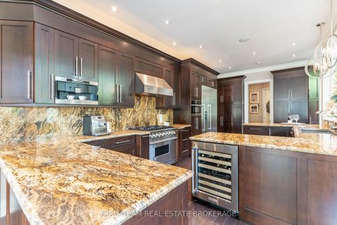 Photo 8 at 6 Georgina Drive, North Shore, Barrie