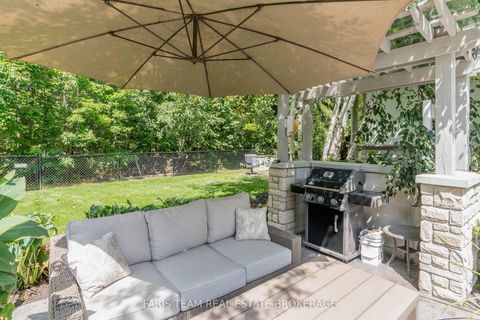 Photo 39 at 6 Georgina Drive, North Shore, Barrie