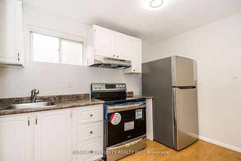 Photo 17 at 667 Westshore Boulevard N, West Shore, Pickering