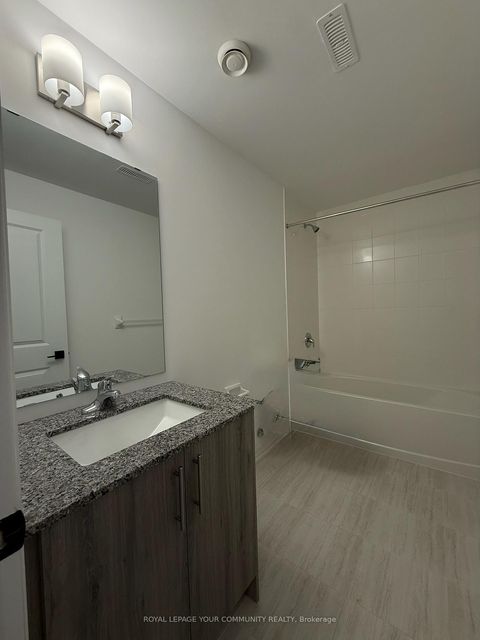 Photo 8 at 141 Turnberry Lane, Painswick South, Barrie