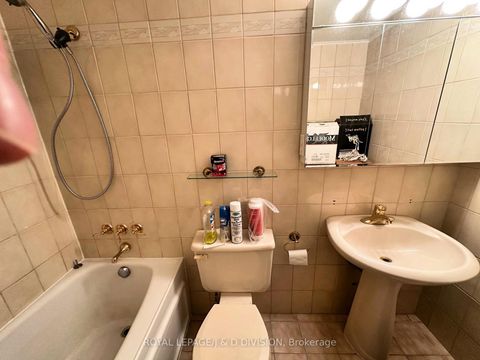 Photo 9 at 1510 - 130 Neptune Drive, Lawrence, Toronto Photo 9 at 1510 - 130 Neptune Drive, Lawrence, Toronto