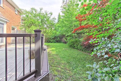 Photo 45 at 19 Crystal Drive N, Mill Pond, Richmond Hill