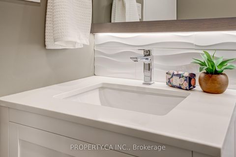 Photo 20 at 1204 - 801 King Street W, Niagara, Toronto