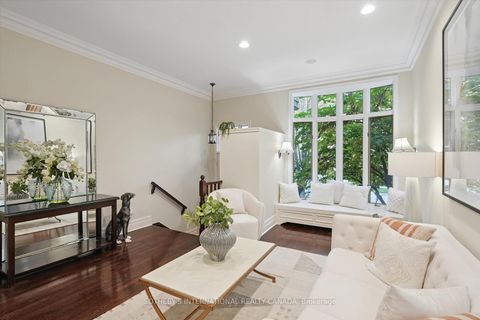 Photo 2 at 4 - 260 Russell Hill Road, Casa Loma, Toronto