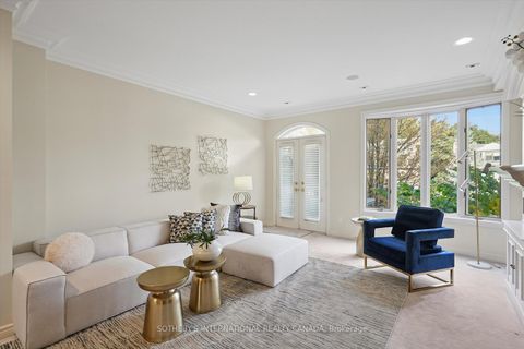 Photo 17 at 4 - 260 Russell Hill Road, Casa Loma, Toronto