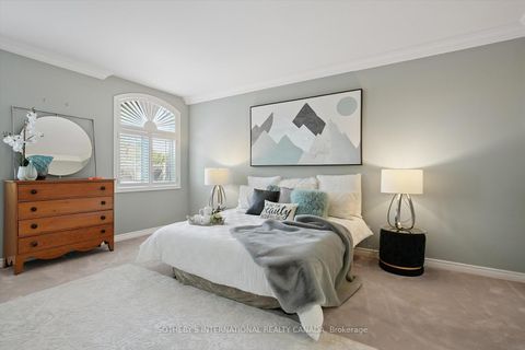 Photo 29 at 4 - 260 Russell Hill Road, Casa Loma, Toronto
