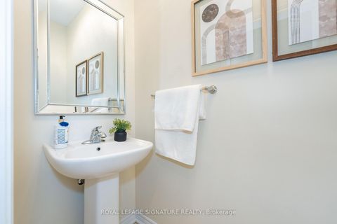 Photo 12 at 68 Lady Angela Lane, Patterson, Vaughan