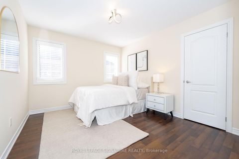 Photo 33 at 68 Lady Angela Lane, Patterson, Vaughan