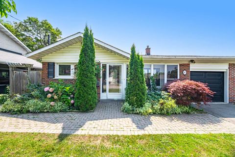 Photo 2 at 47 Marthclare Avenue, Donalda, Toronto