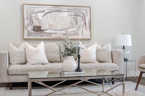 Photo 7 at 47 Marthclare Avenue, Donalda, Toronto Photo 7 at 47 Marthclare Avenue, Donalda, Toronto