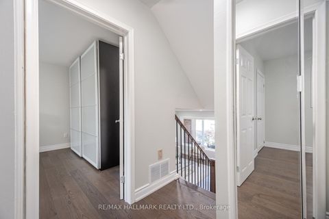 Photo 20 at 47 Marthclare Avenue, Donalda, Toronto