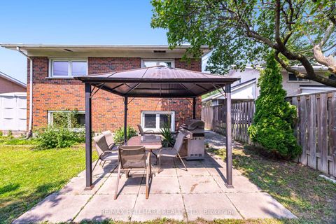 Photo 39 at 47 Marthclare Avenue, Donalda, Toronto