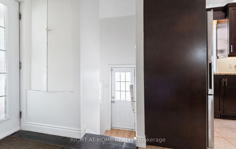 Photo 13 at 111 Fourth Street, New Toronto, Toronto
