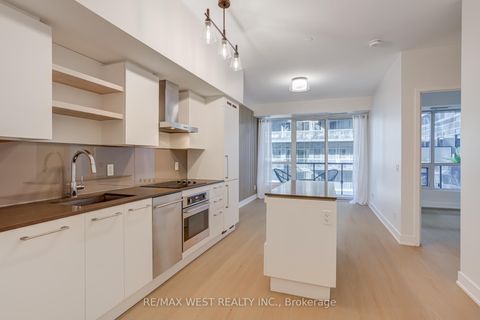 Photo 11 at 431 - 1030 King Street W, Niagara, Toronto