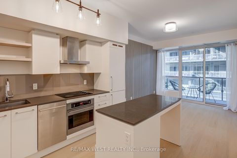 Photo 12 at 431 - 1030 King Street W, Niagara, Toronto
