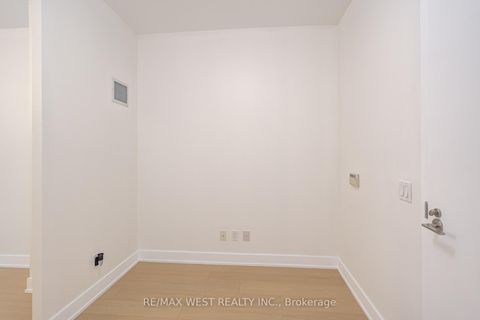 Photo 26 at 431 - 1030 King Street W, Niagara, Toronto