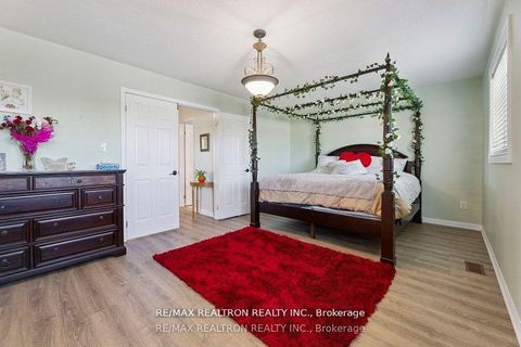 Photo 15 at 70 Padfield Drive, Bowmanville, Clarington