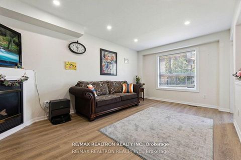 Photo 19 at 70 Padfield Drive, Bowmanville, Clarington