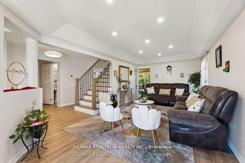 Photo 27 at 70 Padfield Drive, Bowmanville, Clarington