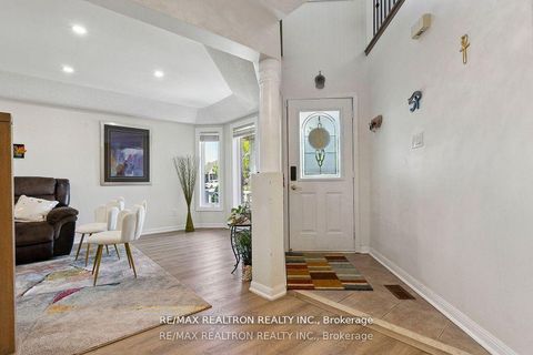 Photo 32 at 70 Padfield Drive, Bowmanville, Clarington