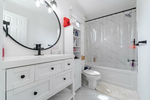 Photo 16 at 3 New Seabury Drive, Glen Shields, Vaughan